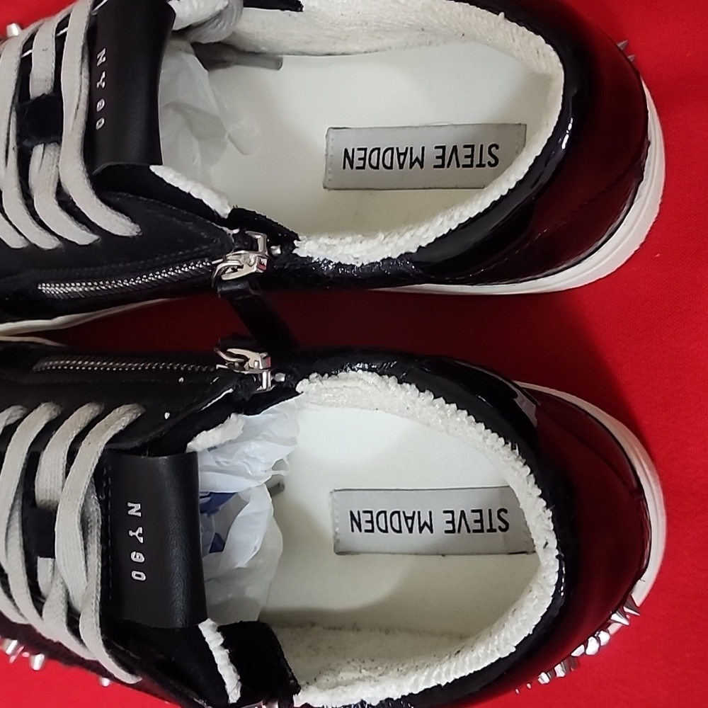 Steve Madden Parka Sneakers - Picture 5 of 10